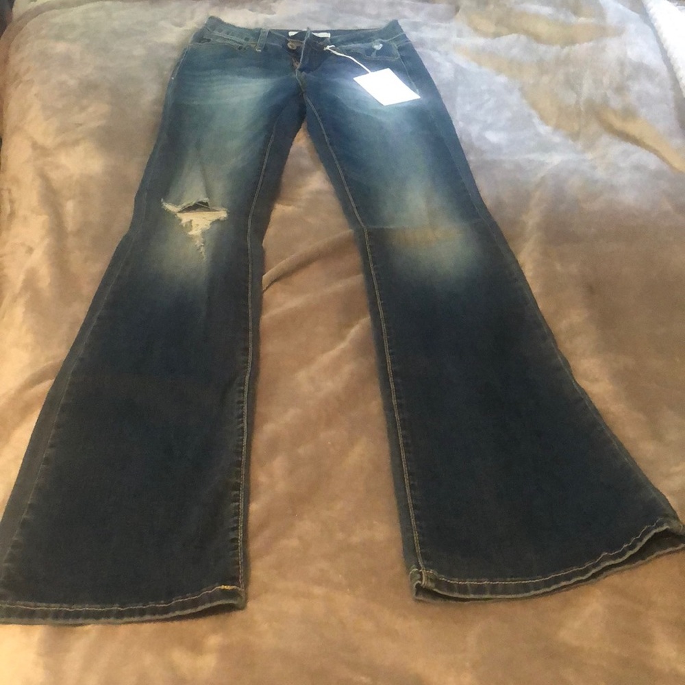 Kancan flares